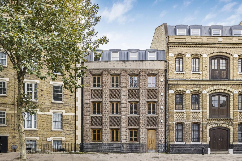 Oak windows manufactured for a project on Jamacia Road, London